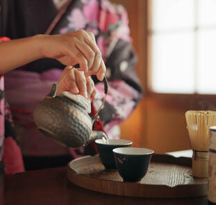 Japans grünes Gold - eine Teereise für die Sinne Japans grünes Gold - eine Teereise für die Sinne